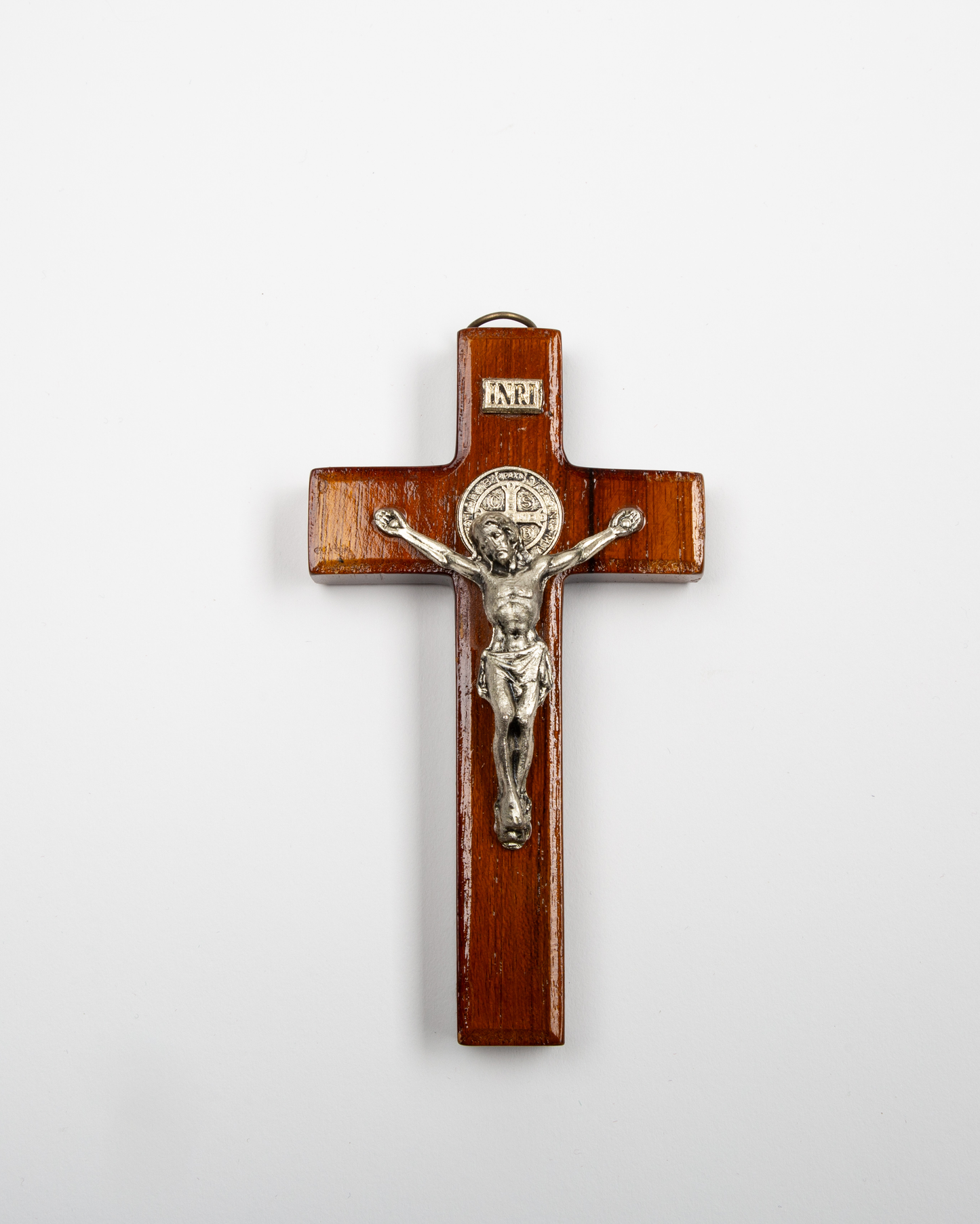 Cruz de madera para colgar